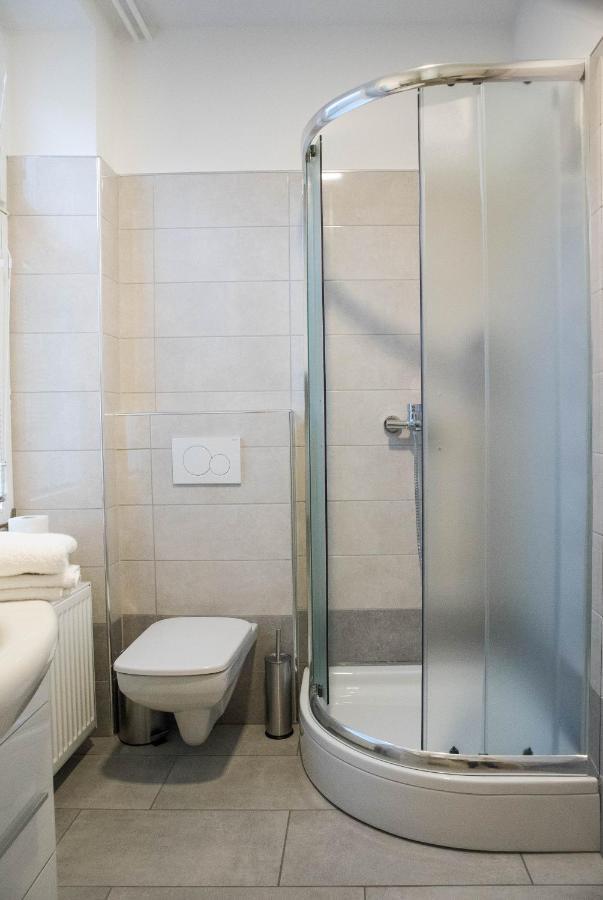 Jantar Apartmaji نوفو ميستو المظهر الخارجي الصورة